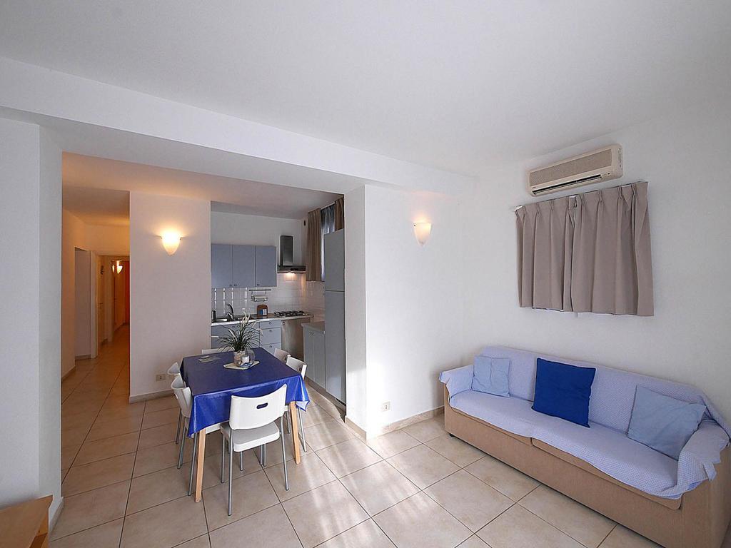 Aparthotel Livia