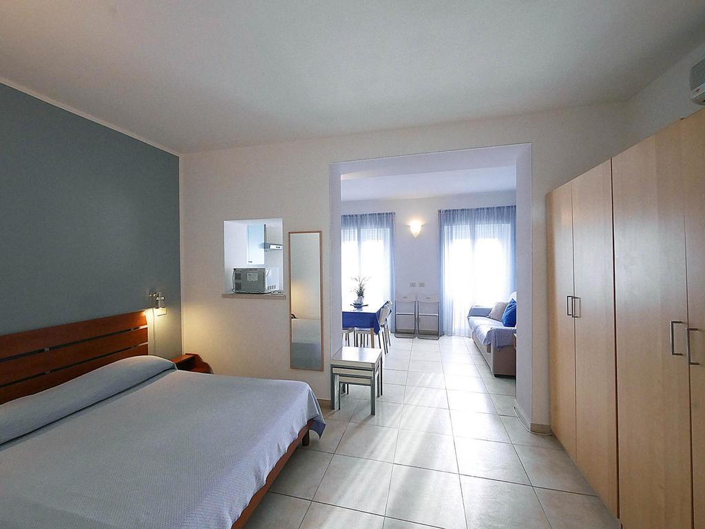 Livia Aparthotel